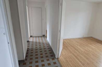 Appartement 3 pièces 720 €