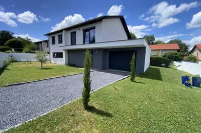 Maison 5 pièces 749000 €