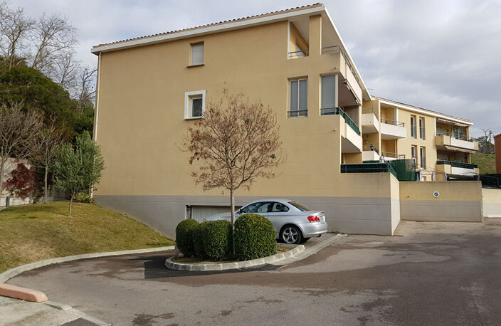 Marseille 13014 A VENDRE Appartement  de 2 pièces avec garage fermé spécial investisseur — photo 5