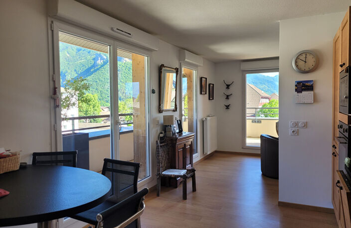 FAVERGES. APPARTEMENT 4 PIECES AVEC GARAGE — photo 4