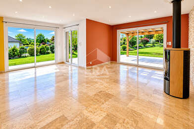 Maison 6 pièces 330000 €
