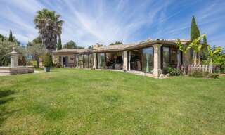 Maison 8 Pièces 250 m² à vendre à Vaison-la-Romaine (84110)