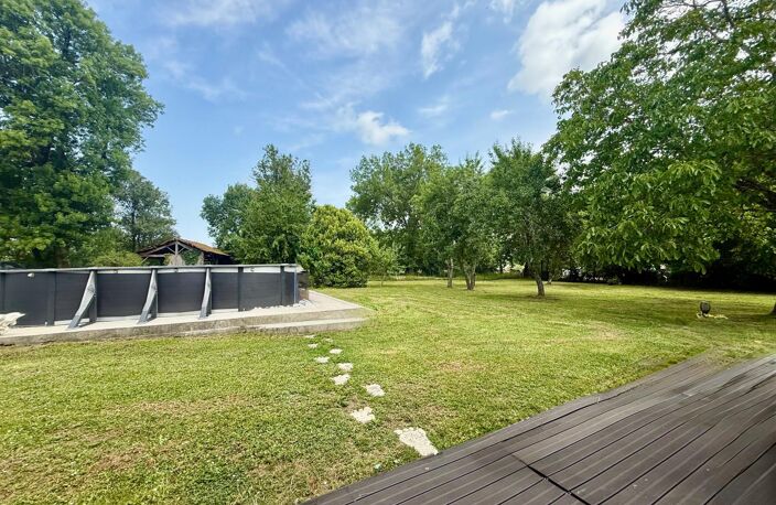 Grande maison de caractère avec nombreuses possibilités. — photo 2
