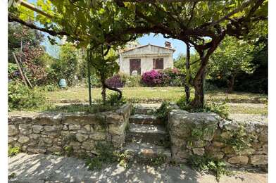 Terrain  290000 €