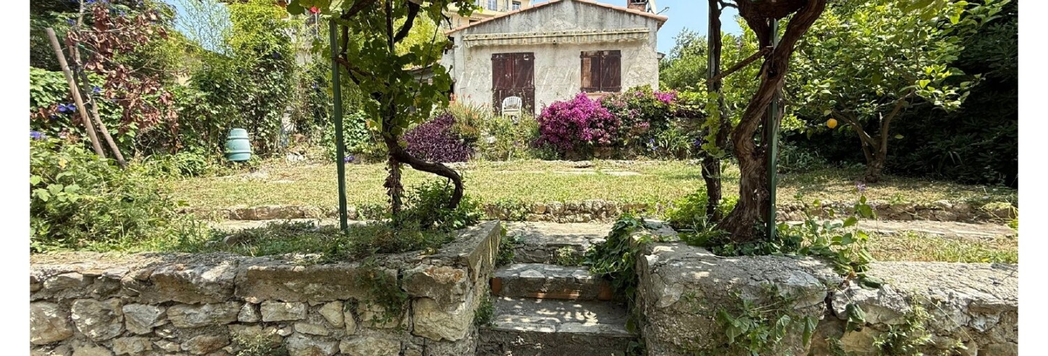 Terrain   m² à vendre à Antibes (06600)
