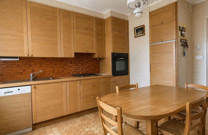 Maison à deux pas des commodités — photo 3