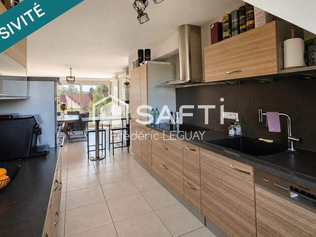 Bel appartement duplex traversant avec vue dégagée — photo du bien