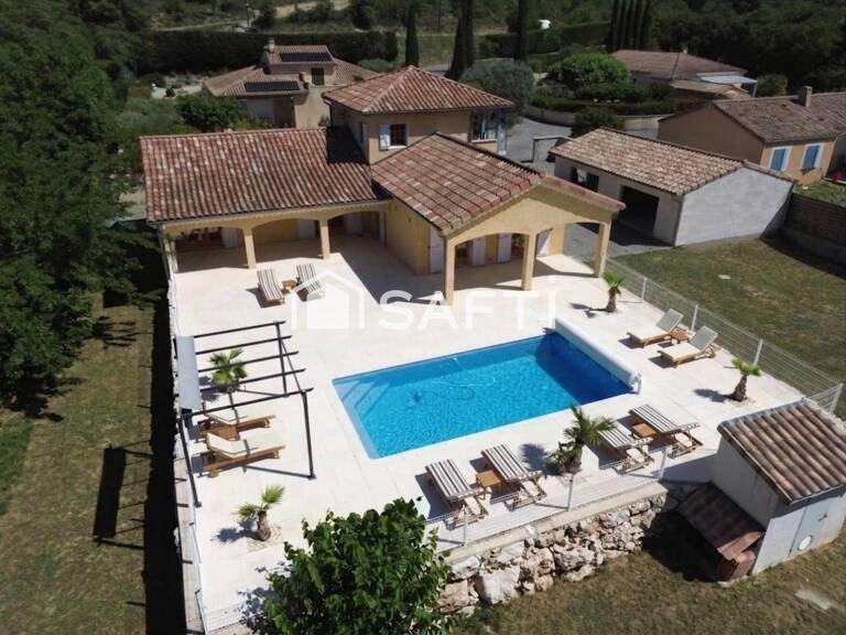 Villa d'exception entre nature et douceur — photo 1