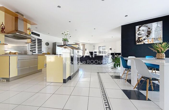 Magnifique Propriété sur Espondeilhan  avec 2 habitations piscine double garage — photo 3
