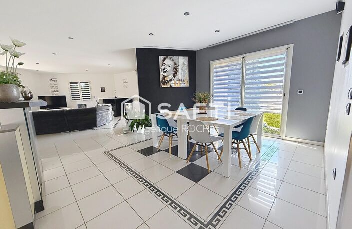 Magnifique Propriété sur Espondeilhan  avec 2 habitations piscine double garage — photo 4
