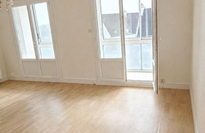 Roscoff  Studio 40 m² avec cuisine indépendante, balcon plein sud et parking — photo 3