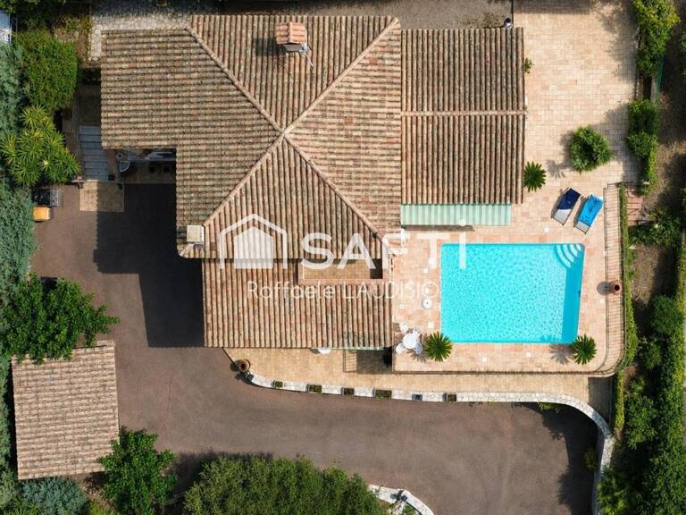 Villa vue panoramique, 500mt de la mer — photo 1