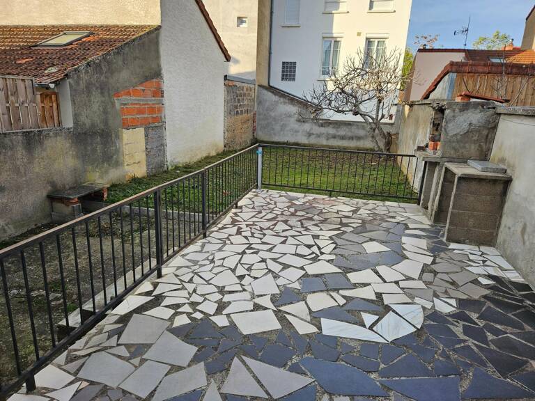 Maison 85 m² Vichy secteur calme proche Marché Couvert avec Jardin et terrasse — photo 1
