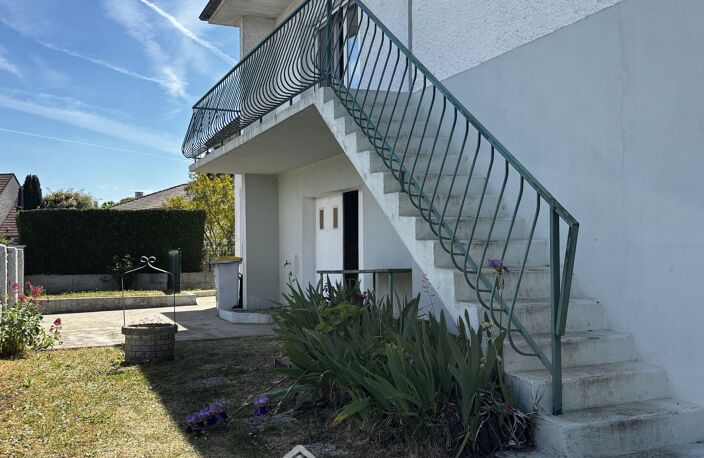 Maison - 100m² - Chasseneuil-du-Poitou — photo 4