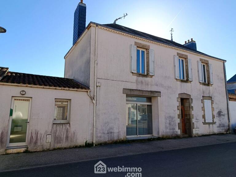 Maison de ville - 195m² - Nieul-le-Dolent — photo 1