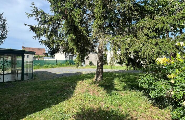 Gros potentiel et bon emplacement pour cette maison avec vie de plain-pied possible + étage à finir d'aménager + volumes en + — photo 3