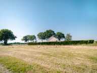 Maison de qualité de 135 m² à rénover avec un terrain de 6855 m² dans la campagne d'argentré du Plessis — photo 3