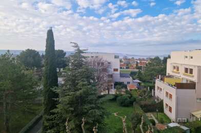 Appartement 4 pièces 173000 €