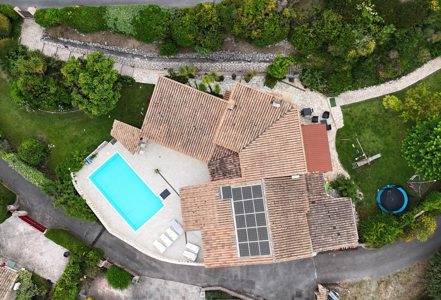 Maison 184 m2 avec piscine et vue — photo 1
