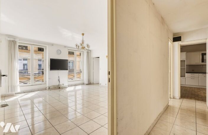 Vente appartement 3 pièces 74 m² Paris 10 (75010) — photo 5