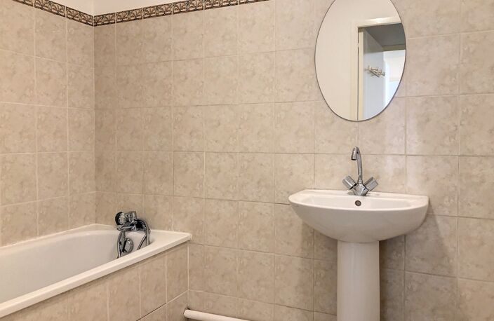 Vente appartement 2 pièces 46 m² Toulon (83000) — photo 5