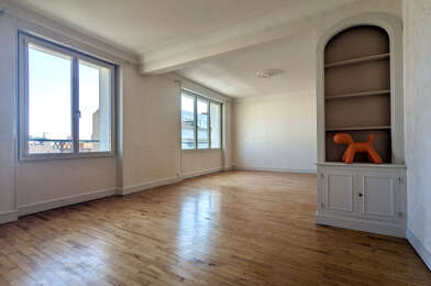 Appartement 3 pièces 845 €