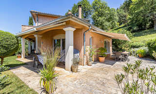 Maison 6 Pièces 157 m² à vendre à Porte des Pierres Dorées (69400)