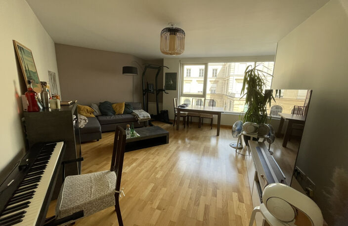 Splendide appartement en hyper centre de REIMS — photo 2