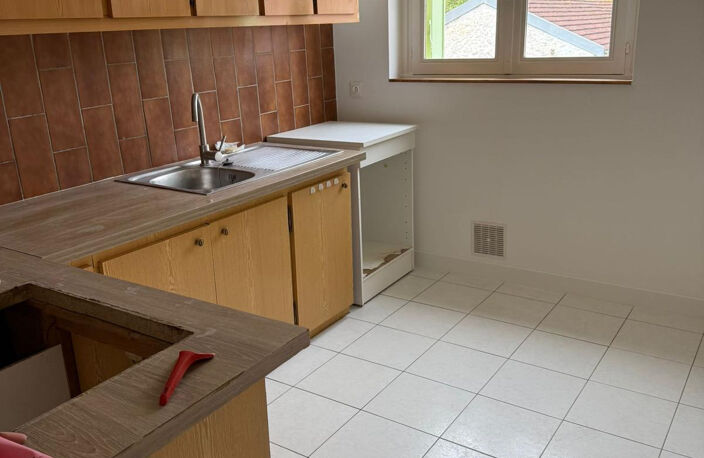 Appartement F3   59 m2   La Ferté-Gaucher (77320) — photo 2