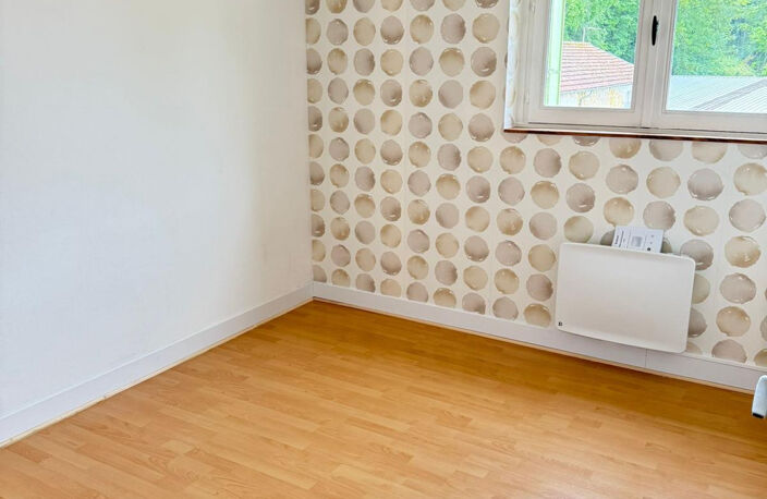 Appartement F3   59 m2   La Ferté-Gaucher (77320) — photo 5