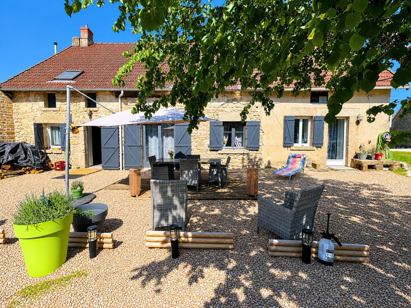 Maison 110m² — Domeyrot