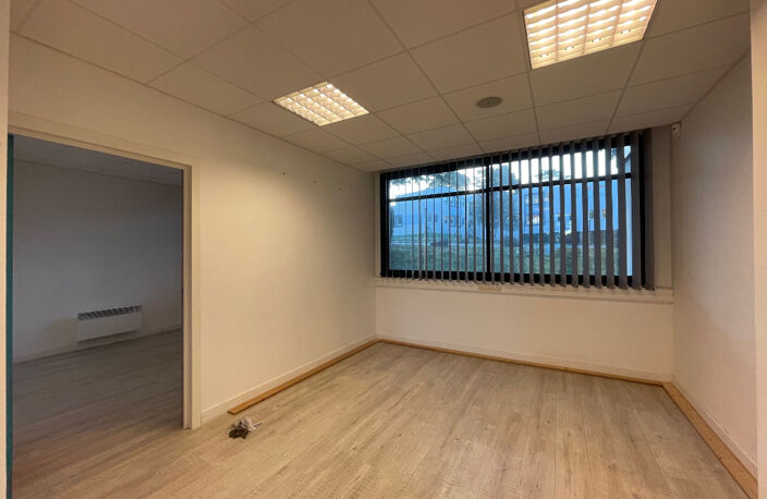 Bureaux Quimper 190 m2 — photo 3