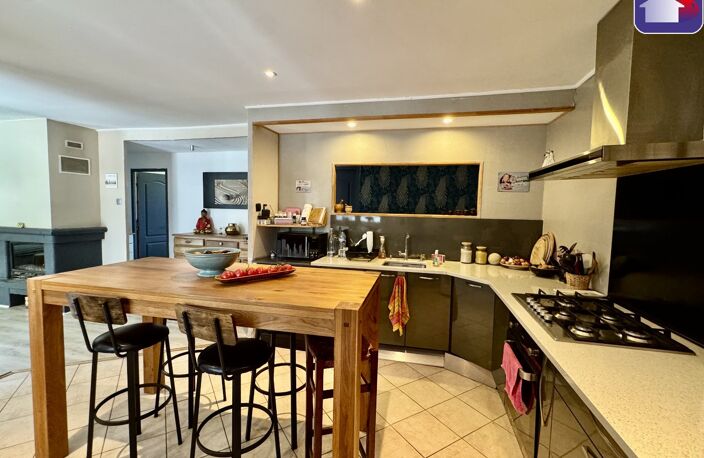 Vente maison 6 pièces 141 m² Villeneuve-du-Paréage (09100) — photo 5