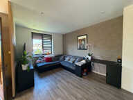 MAISON - SUPERBE JARDIN - GARAGE DOUBLE - QUARTIER CALME — photo 2