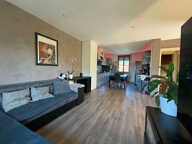 MAISON - SUPERBE JARDIN - GARAGE DOUBLE - QUARTIER CALME — photo 2