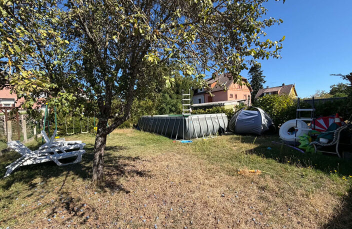 MAISON - SUPERBE JARDIN - GARAGE DOUBLE - QUARTIER CALME — photo 4