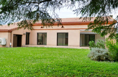 Villa individuelle 9 pièces-215 m²- garages- terrain 1000m² — photo du bien