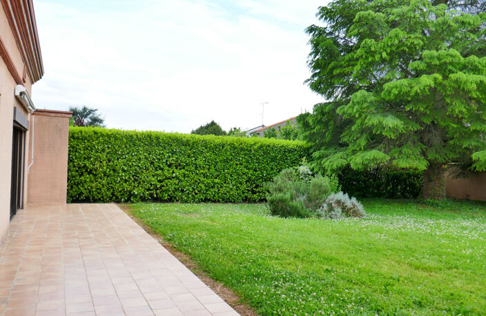 Villa individuelle 9 pièces-215 m²- garages- terrain 1000m² — photo 4