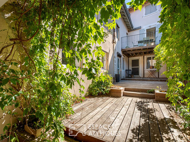 Maison de ville en Triplex au coeur de Dardilly — photo du bien