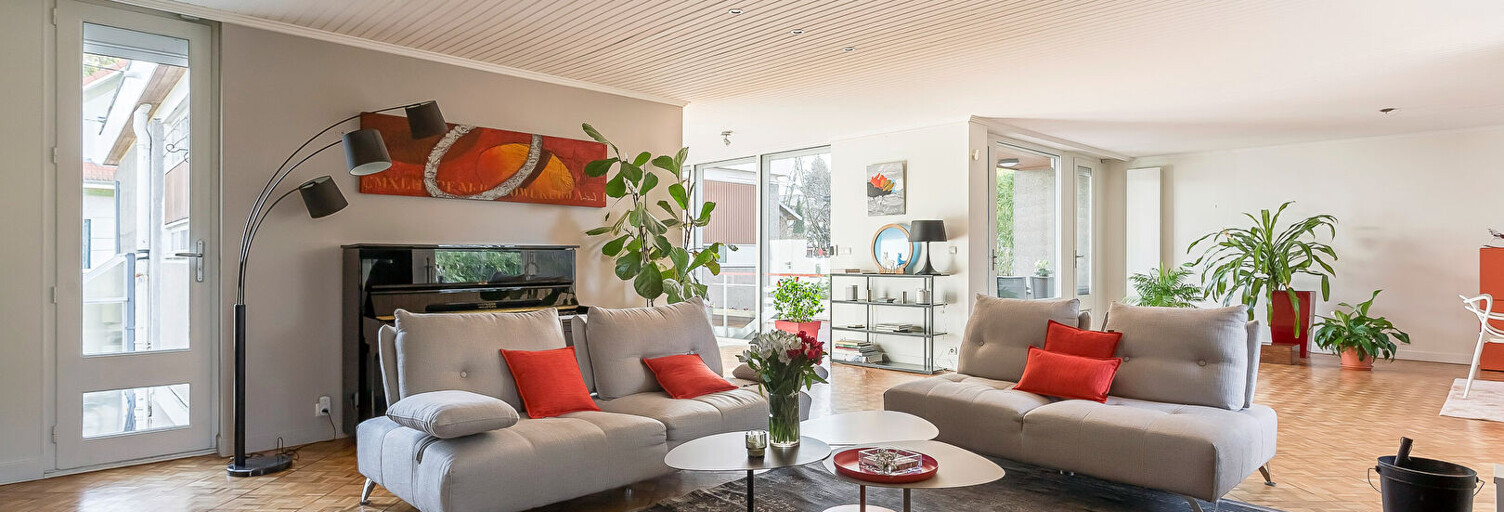 Maison 9 Pièces 210 m² à vendre à Tassin-la-Demi-Lune (69160)