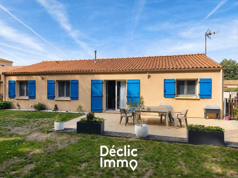 Maison plain pied - 5 chambres - Beaufou — photo 1