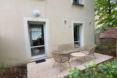 Appartement 3 pièces 750 €