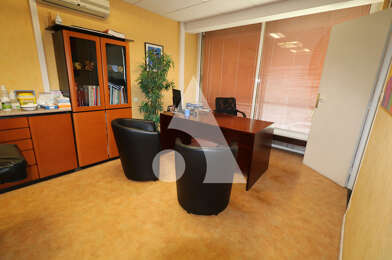 Bureau  145800 €