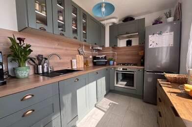 Appartement 3 pièces 215000 €