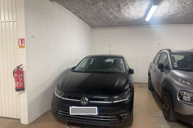 Garage  80 €