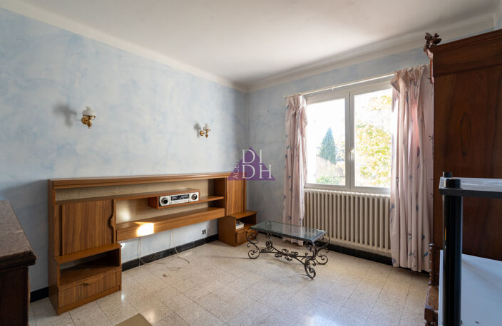 Opportunité rare à Bormes village : 158 m2 à réinventer avec — photo 3