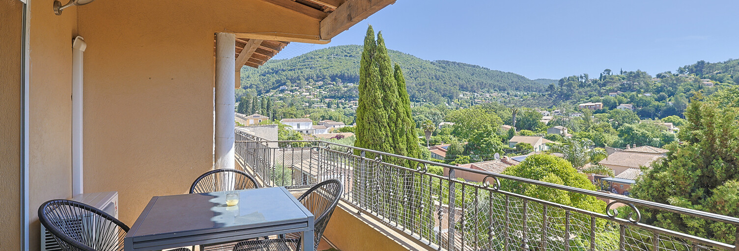 Appartement 4 Pièces 106 m² à vendre à Solliès-Toucas (83210)