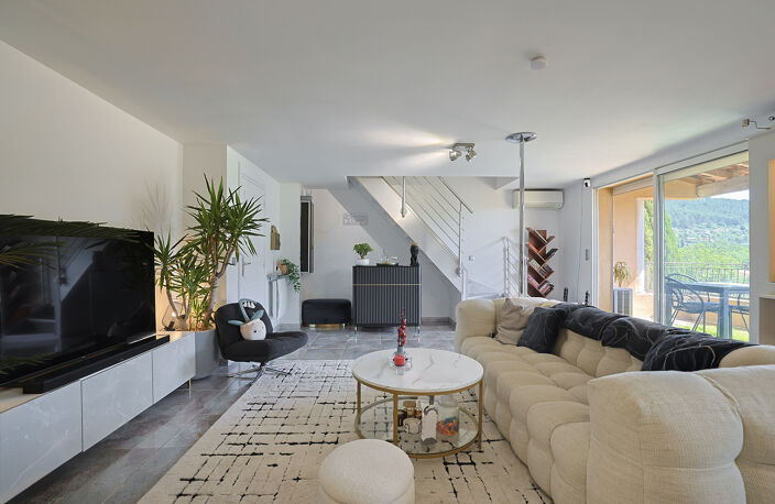 Sollies-Toucas - Duplex 2010 - 3 Chambres - Garage 2 places — photo 2