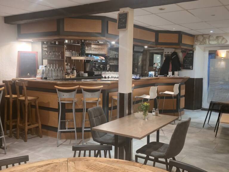 Vente Boutique/Local commercial 195 m&sup2; — photo 1