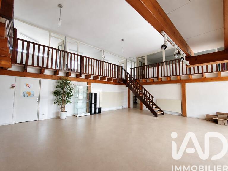 Vente Immeuble 744 m&sup2; — photo 1
